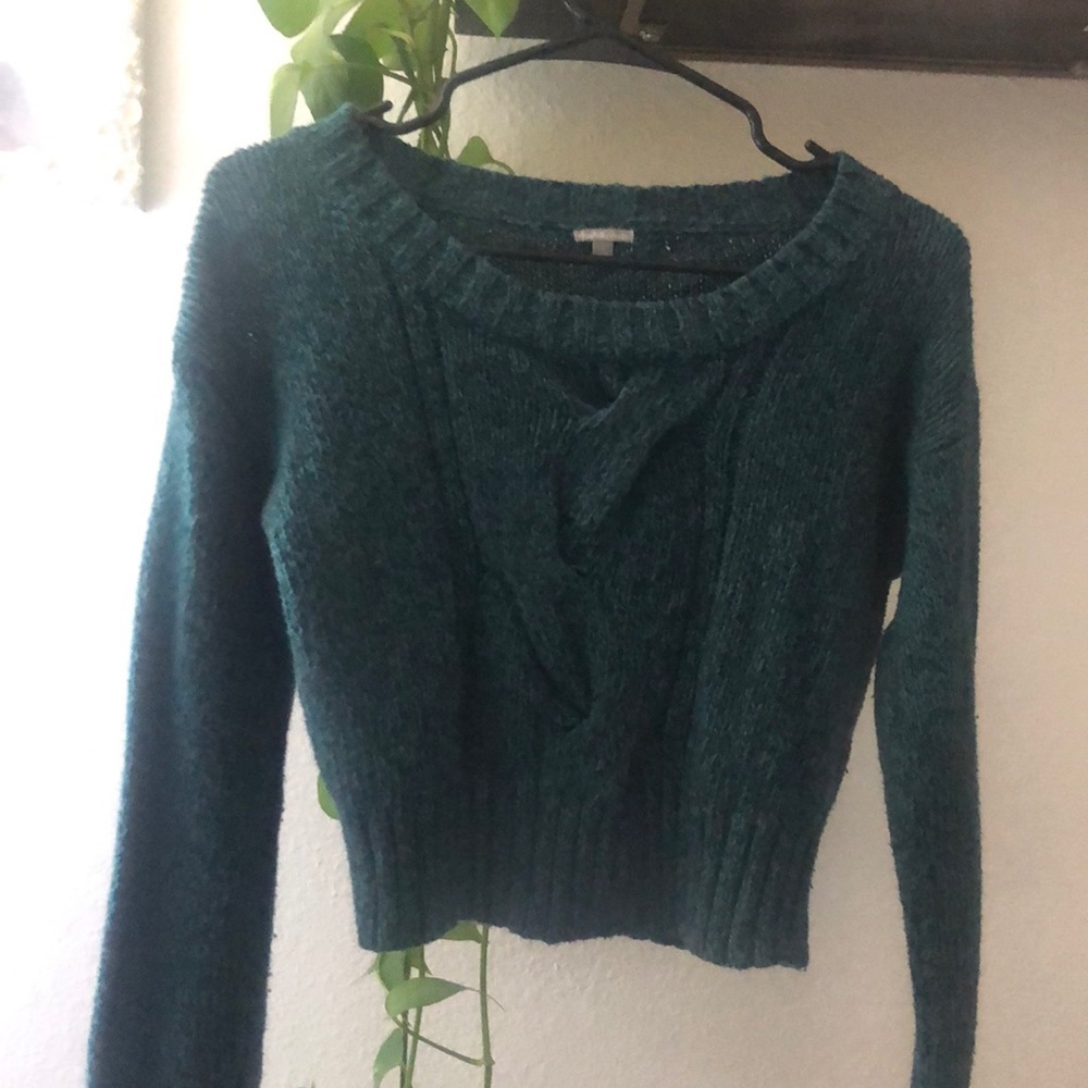 Cropped knit sweater